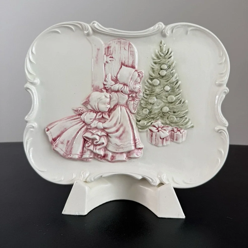 Vintage 1981 Handmade Christmas Ceramic Plate With Stand Cottagecore Santa Kids